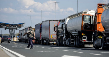 Bosna Hersek'teki Kamyon Sürücüleri AB Geçiş Kurallarını Protesto Ediyor