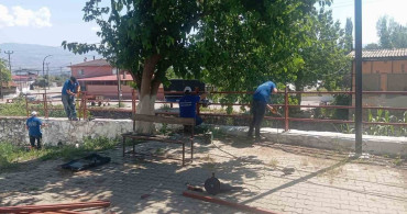 Bozdoğan Belediyesi’nden Kazandere’de güvenlik önlemleri için korkuluk ve tel örgü çalışması