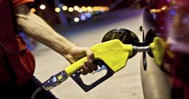 Brent petrolden beklenen haber geldi! 86 TL'lik dev düşüş yüzleri güldürdü! Akaryakıtta zor günler son buluyor depoları doldurmaya hazır olun!