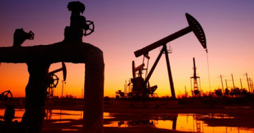 Brent Petrolün Varili 22,22 Dolar