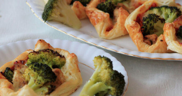 Brokolili Milföy Börek Tarifi