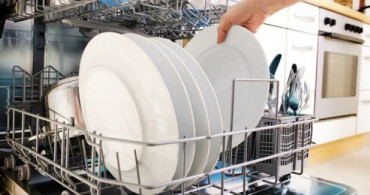 Bulaşık Makinesindeki Kötü Kokular Nasıl Yok Edilir?