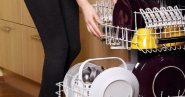 Bulaşık Makinesinin Kapağını Açtıktan Sonra Bekleyin!