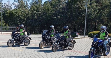 Buldanlı Motosikletçiler Güvenli Sürüş Eğitiminde Buluştu