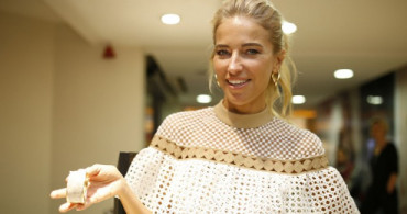 Burcu Esmersoy, Berk Suyabatmaz İle Nikah Masasına Oturdu