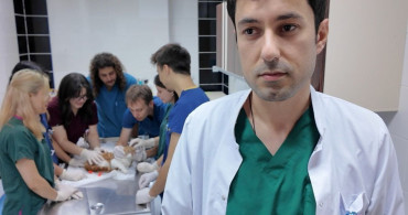 Burdur'da ampute kediye 3 boyutlu protez uygulandı