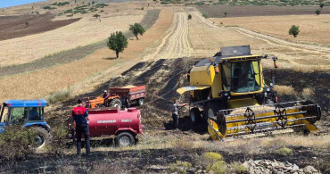 Burdur'da biçerdöver yangını su tankerinin müdahalesiyle kontrol altına alındı