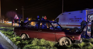 Burdur'da Elektrik Direğine Çarpan Otomobil Kazasında 1 Kişi Hayatını Kaybetti