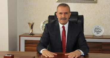 Burhan Kayatürk Kimdir?