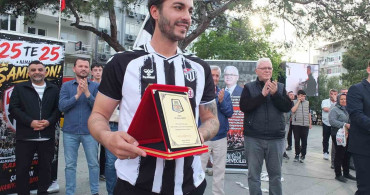 Burhaniye Belediyespor'un Namağlup Şampiyonluğu