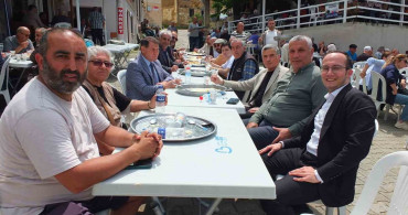 Burhaniye Geleneksel Çiftçi Hayrı'nda Buluşma