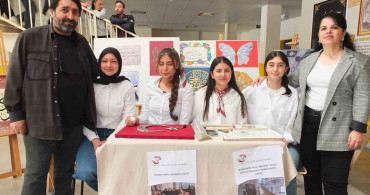 Burhaniye'de Filoğrafi Kursu Sergisi Büyük İlgi Gördü