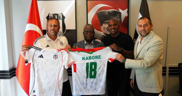 Burkina Faso büyükelçisinden Beşiktaş futbol akademisine ziyaret