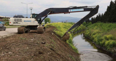 Bursa Büyükşehir Belediyesi'nden Nilüfer'deki Dere Islah Çalışmaları