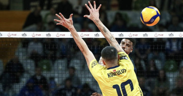 Bursa Büyükşehir Belediyespor, Fenerbahçe Medicana'yı Yendi