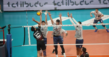 Bursa Büyükşehir Belediyespor, İstanbul Gençlik'i 3-0 Yendi