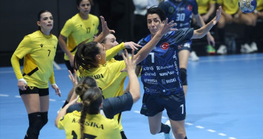 Bursa Büyükşehir Belediyespor'dan EHF Kupasında Farklı Galibiyet