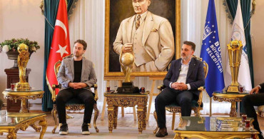 Bursa Büyükşehir Belediyespor'un Başarılı Sezonu ve Başkan Vekili Biba'nın Ziyareti