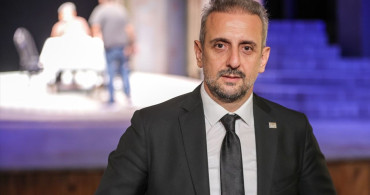 Bursa Devlet Tiyatrosu, "Sevdalinka" Oyununu Sahneliyor
