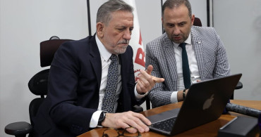 Bursa Ticaret ve Sanayi Odası Başkanı İbrahim Burkay AA'nın Oylamasına Katıldı