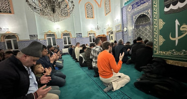 Bursa ve Çevre İllerde İlk Teravih Namazı Coşkuyla Kutlandı