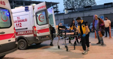 Bursa'da Beton Mikseri ve Tur Minibüsü Çarpıştı: 2 Yaralı