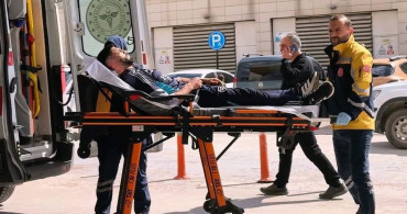 Bursa'da Bıçaklı Kavga: 1 Genç Yaralandı