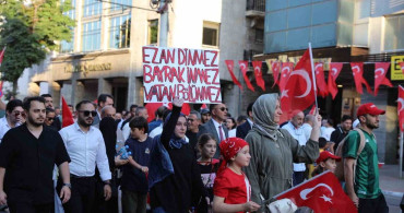 Bursa'da 'Demokrasi ve Bayrak Yürüyüşü' düzenlendi