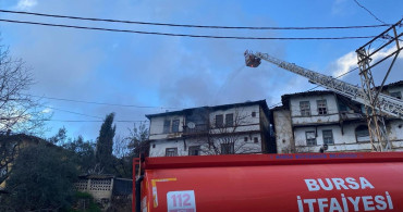 Bursa'da Ev Yangını: İtfaiye Hızla Müdehale Etti