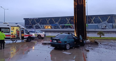 Bursa'da Feci Kaza: 1 Ölü, 2 Yaralı