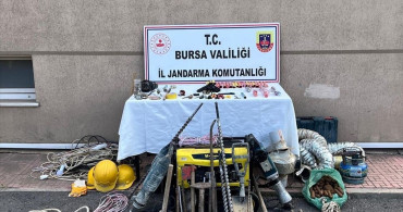 Bursa'da İzinsiz Kazı Yapan 9 Kişi Suçüstü Yakalandı