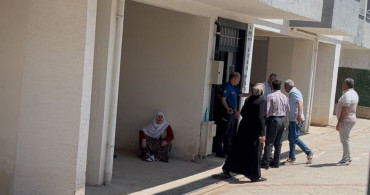 Bursa'da Kadına Şiddet: Eşinin Gözleri Önünde Bıçaklandı