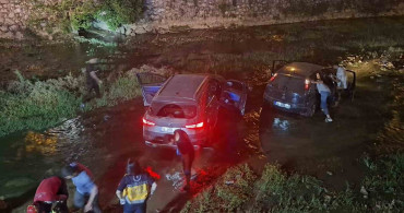 Bursa'da makas atan otomobilin neden olduğu kaza: 6 yaralı