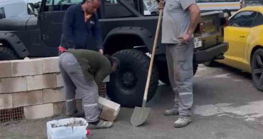 Bursa'da Oto Lastikçi Dükkanına Duvar: Kiracı İsyan Etti