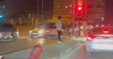 Bursa'da Ters Şeride Giren Araç Trafik Güvenliğini Tehdit Etti
