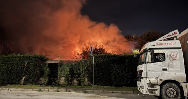 Bursa'daki Tekstil Fabrikasında Yangın Kontrol Altına Alındı