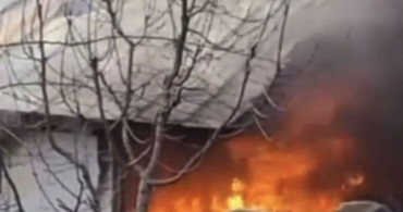 Bursa'daki Yangın Korkuttu: Bağ Evi Alev Alev Yandı