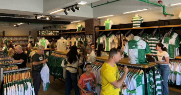 Bursaspor formalarına taraftardan yoğun ilgi