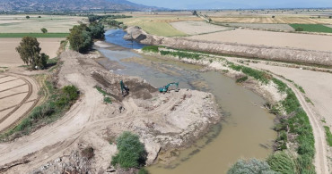 Büyük Menderes Nehri'nde Islah Çalışmaları Devam Ediyor