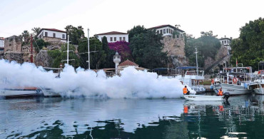 Büyükşehir’den vektörle mücadeleye denizden müdahale