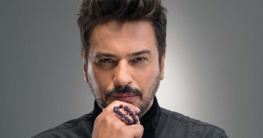 Çağla Şıkel ve Çocuklarından Emre Altuğ'a Sürpriz!