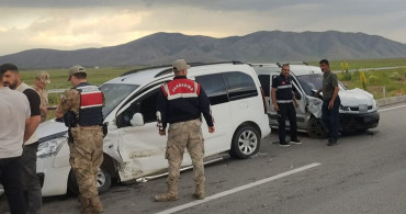 Çaldıran’da meydana gelen trafik kazasında 3 kişi yaralandı