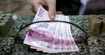 Çalışan emeklilere müjdeli haber: 5 bin TL ikramiye bugün hesaplara yatıyor