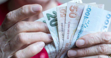 Çalışma ve Sosyal Güvenlik Bakanı Vedat Bilgin açıkladı: Emekliye bayram ikramiyesi belli oldu!