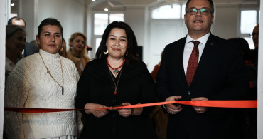 Çanakkale'de Anadolu Medeniyetleri Takı Sergisi Açıldı