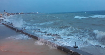 Çanakkale'de Fırtına Zorluklar Yarattı