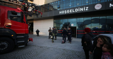 Çanakkale'de Hastanede Yangın Söndürüldü
