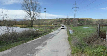 Çanakkale’de Taşkın Sonrası Köy Yolu Tekrar Ulaşıma Açıldı