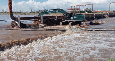 Çanakkale'de Yağışlar Tuzla Çayı'nı Taşırdı
