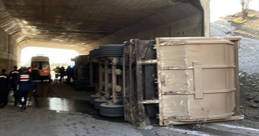 Çankırı'daki Tır Kazası: 4 Yaralı